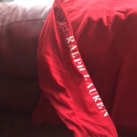 Long sleeve red crew neck t shirt - Picture 2 of 2